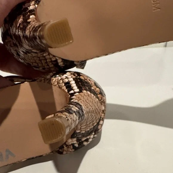 Steve Madden Women's Snakeskin Heels size 6 - Picture 9 of 11